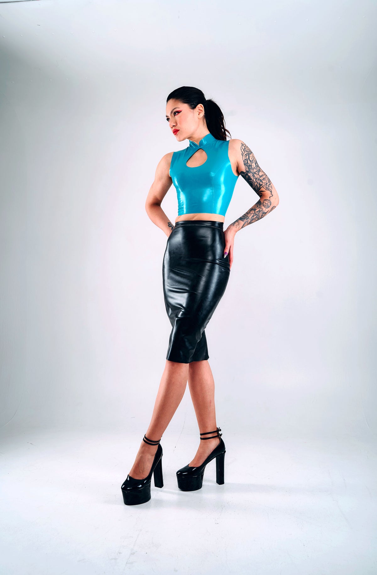 Sleeveless Cut-Out Top With Zipper